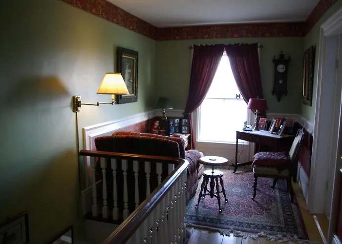 A Seafaring Maiden Bed And Breakfast